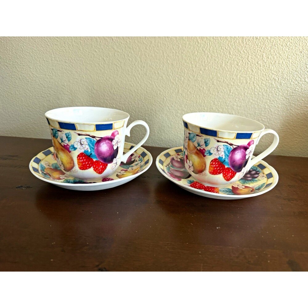 Heirloom Bone China Made in England Fruit Pattern Coffee 2 Cup & Saucer Set 4pc